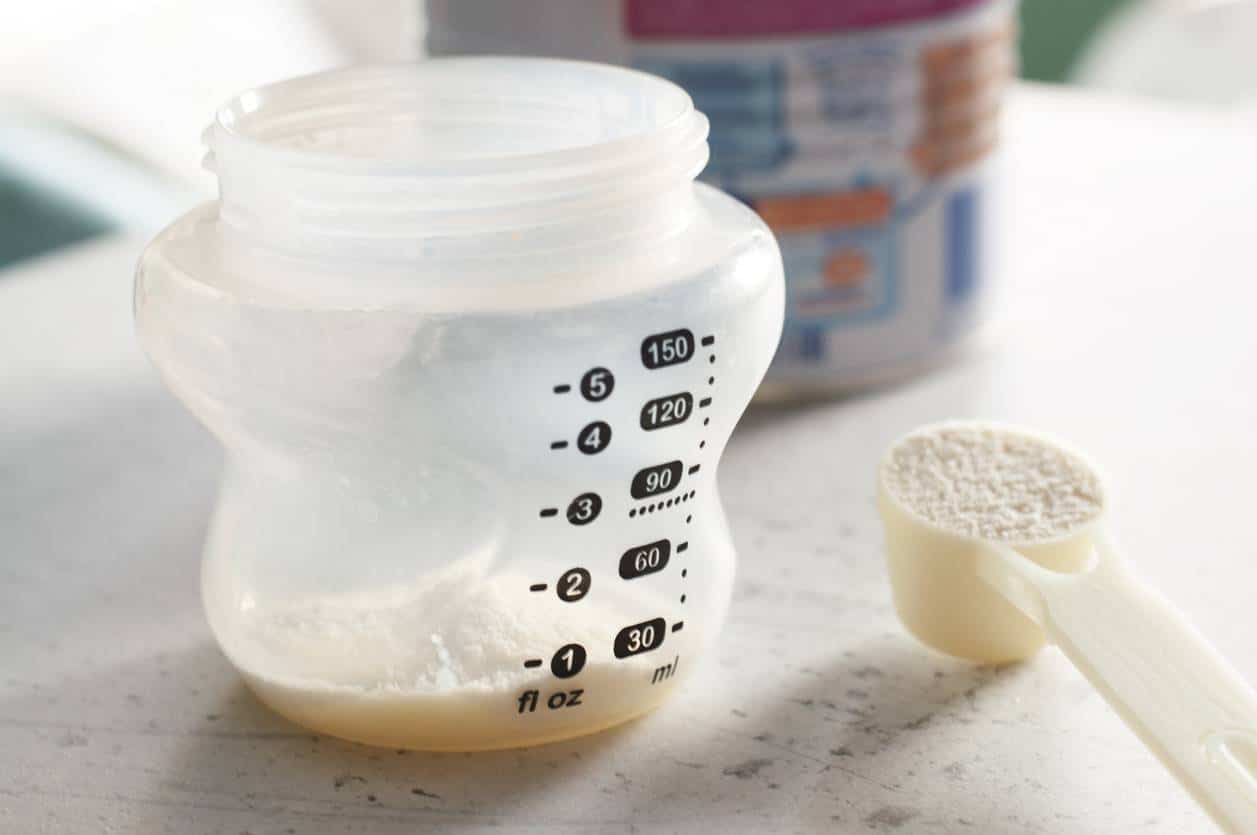 lait infantile bébé
