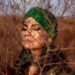 femme qui porte un turban